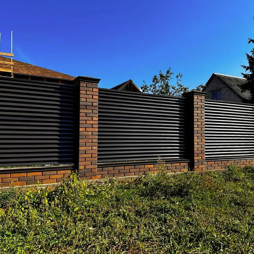 Фото 3 забор Еврожалюзи RAL8019 Темный Шоколад двусторонний