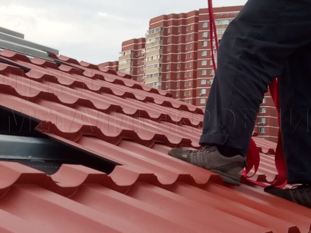 Металлочерепица Геркулес 8004 терракотовый Стальной Бархат от Центра Металлокровли в Сыктывкаре